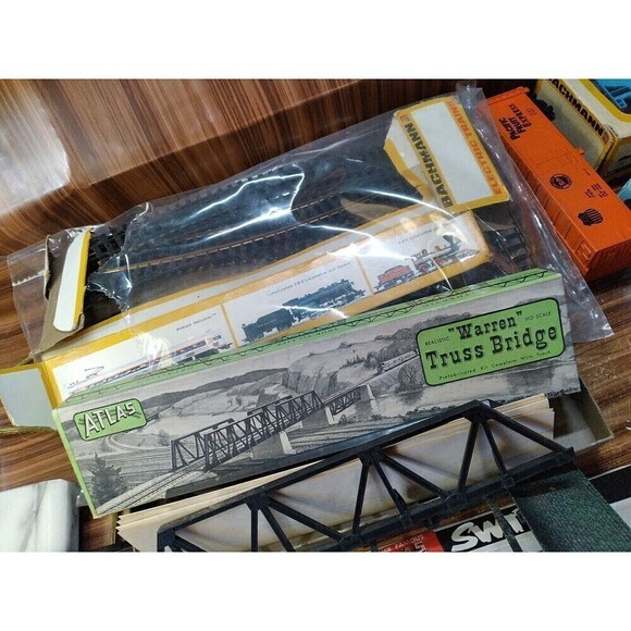 VINTAGE 1970s BACHMANN  TRAIN SET tracks engine cars - Picture 4 of 16